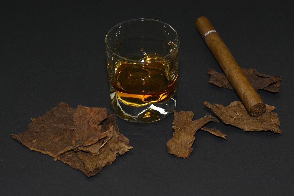 4 Ways to Decrease the Addiction of Smoking and Drinking in Practical Ways