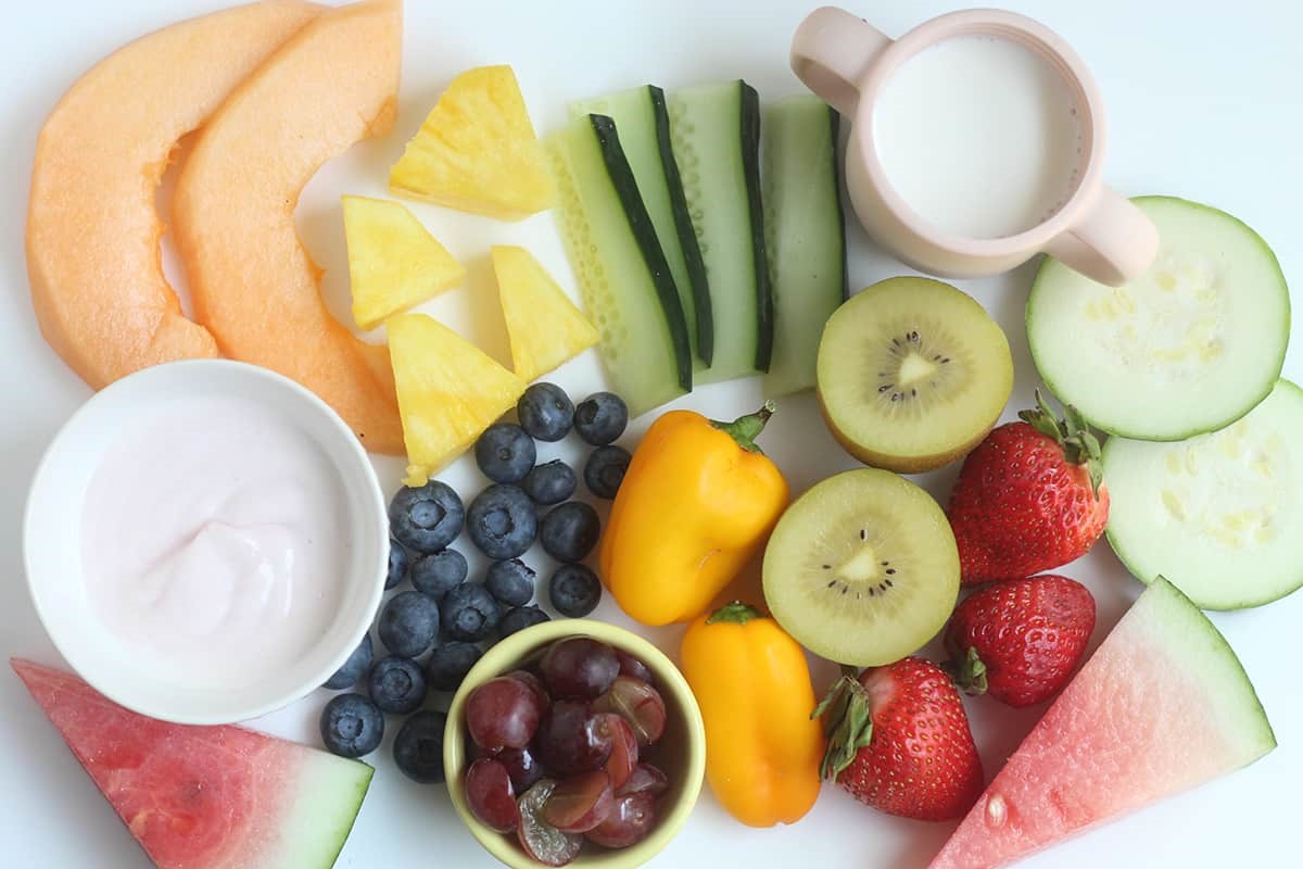 Name two food materials which contain a lot of water? How about I show you the 7 Best Hydrating Foods to Quench Your Thirst!